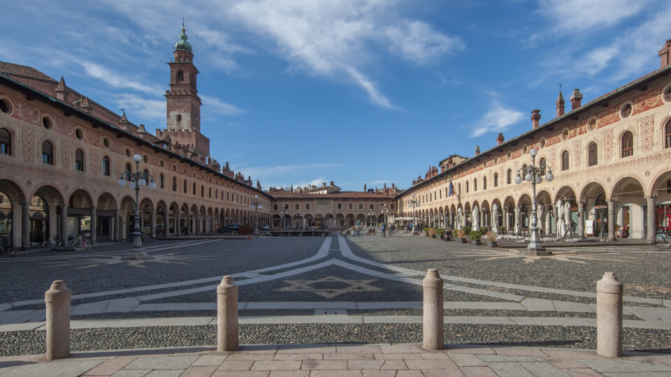 La Piazza Ducale di Vigevano