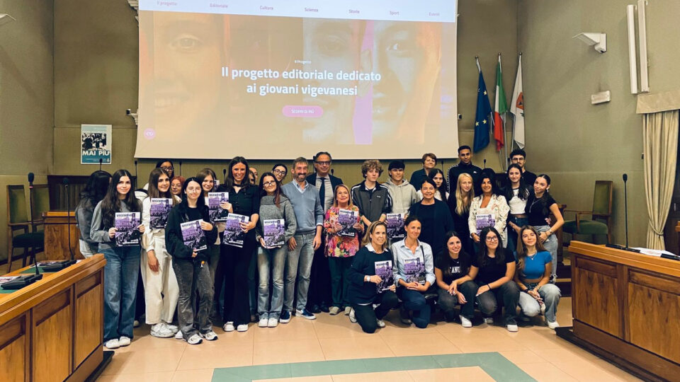 Foto di gruppo della conferenza stampa